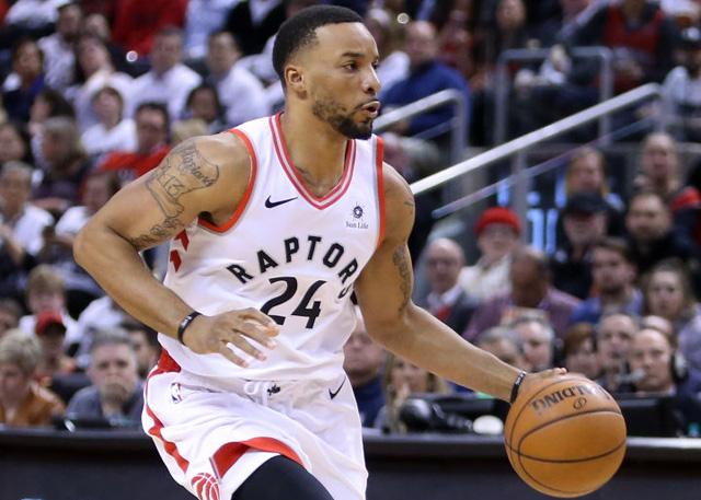 凭借点球为 凭借点球为