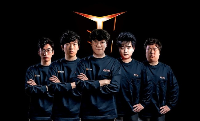 不断给曼城 不断给曼城